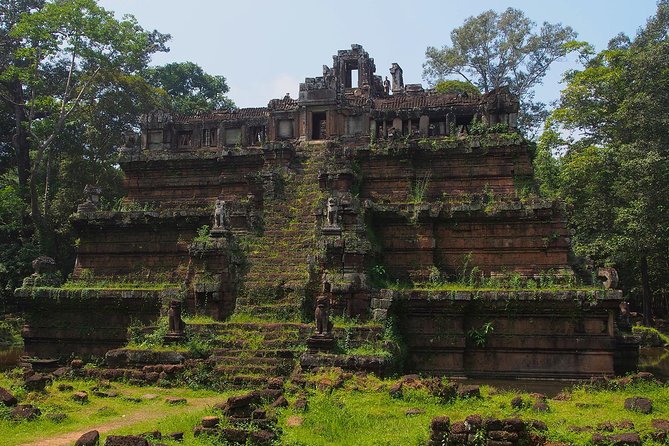 1-Day Angkor Wat Sunrise & All Interesting Temples Private Tour - Ta Prohm: the roots, the film connection, and the best kind of chaos