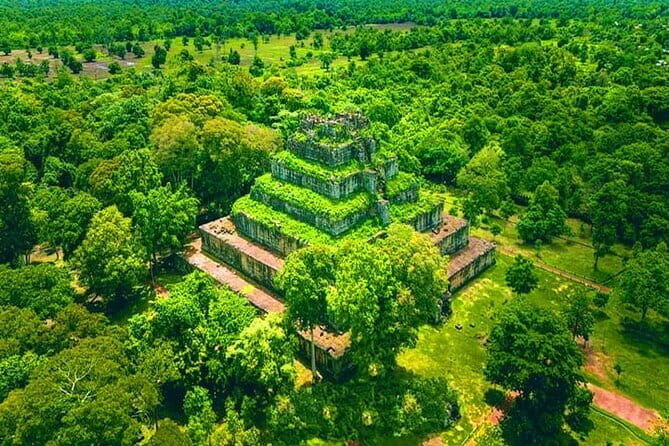 1 Day Beng Mealea ,Koh Ker Pyramid Temple and Peah Vihear Temple - Koh Ker: the pyramid-energy detour north of Siem Reap