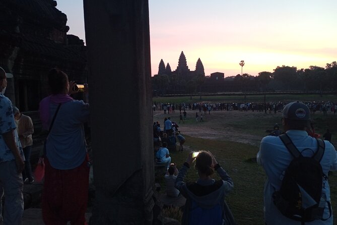 1-Day private Angkor Temple Tour with Sun Rise by Tuk Tuk from Siem Reap - Baphuon + a guide’s hidden route within Angkor Thom (Baphuon 40 min + short secret stops)