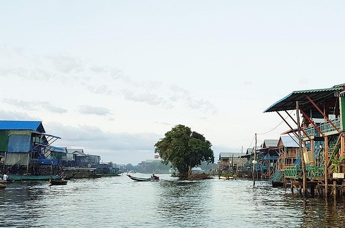 1day private tour all main temple in Angkor,sunset at TonleSap floating village - Bayon Temple: those Buddha faces up close