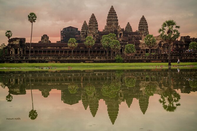 2-Day Angkor Wat, Banteay Srei & Floating Village Kampong Pluk - Banteay Srei, Samre, Pre Rup, Banteay Kdei: pink sandstone and late-day variety