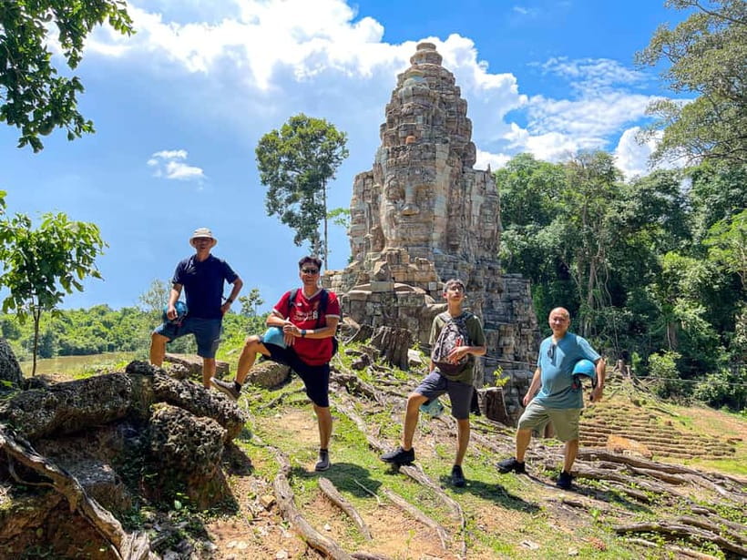 2-Day Angkor Wat, Kulen Mountain, Beng Mealea and Tonle Sap - The Palm Cake Stop and Preah Dak Village: A Breather With Real Local Flavor