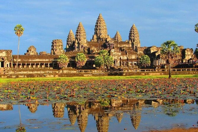 2-Day Private Tour in Angkor Wat Grand Circuit - Day 1: Angkor Wat first at 8 a.m. for a strong start