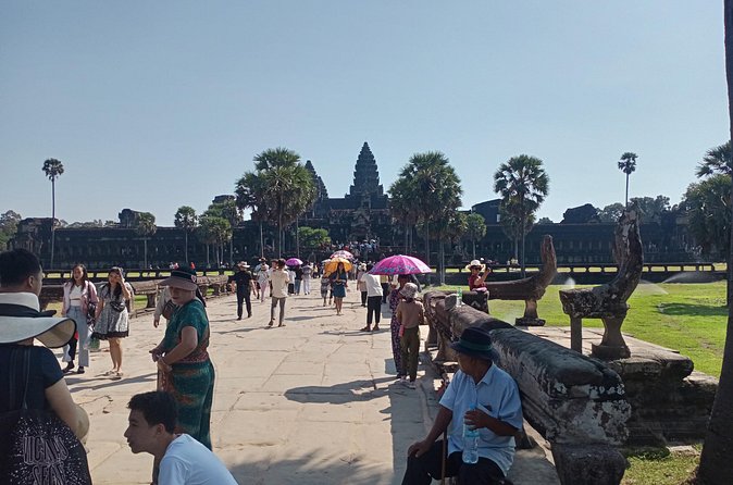 2-Day private Tours in Angkor Wat, Ta Prohm & Kampong Phluk Eco-tourism - Ta Prohm After Sunrise: Jungle Temple Time Without the Full Chaos
