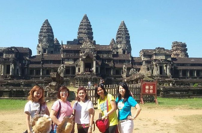 2-Day private Tours in Angkor Wat, Ta Prohm & Kampong Phluk Eco-tourism - Terrace of the Elephants and Terrace of the Leper King