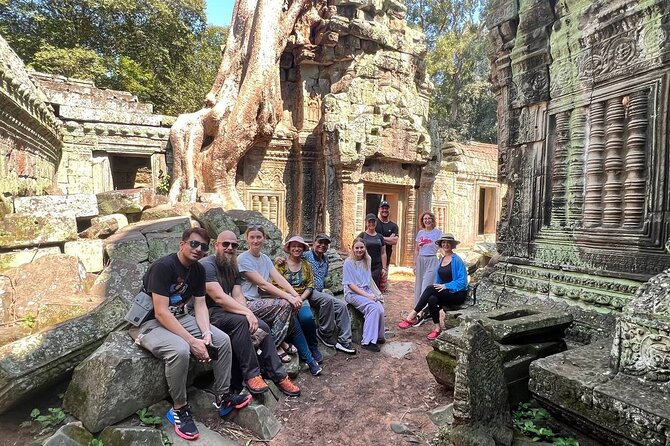 2 Days Exclusive Temple Highlights with Sunset and Sunrise Tour - Day 1: Pre Rup, Banteay Srei, and Preah Khan before sunset slows down