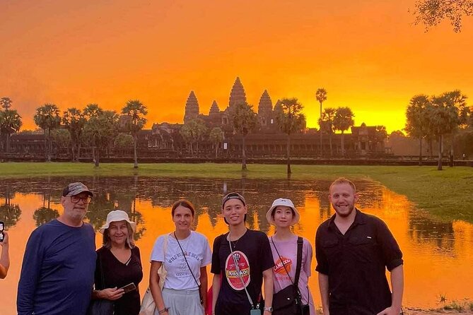 2 Days Guided Historical Tour in Angkor - Day 1: Angkor Wat sunrise plus the big names of Angkor Thom