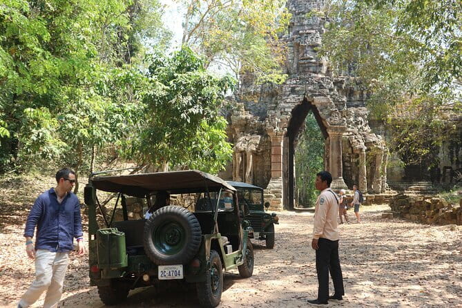2 days private tour: Angkor sunrise, Banteay Srei, Kulen mountain, Beng Mealea - Day 2: Phnom Kulen National Park, Holy River Lingas, and the reclining Buddha