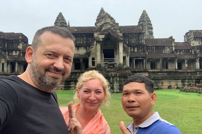 2 Days Tuk Tuk Private Tour of Angkor - Day 2 Sunrise: Angkor Wat First, Then Preah Khan and Banteay Srei