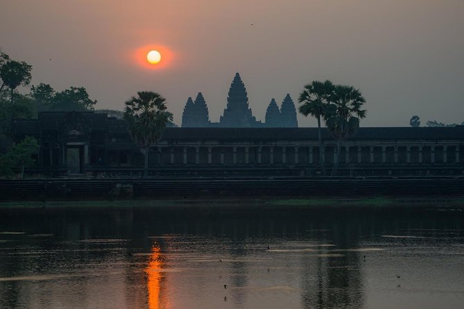 3-Day Angkor Wat & All Interesting Major Temples & Kulen Mount Waterfall - Day 3: Angkor Wat Sunrise, Preah Khan, Rolous Temples, and Cambodia Crafts