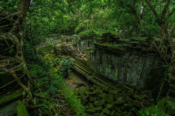 3-Day Angkor Wat with All Interesting Major Temples, Banteay Srei & Beng Mealea - Day 2: Angkor Wat Sunrise, Then Preah Khan to Banteay Srei