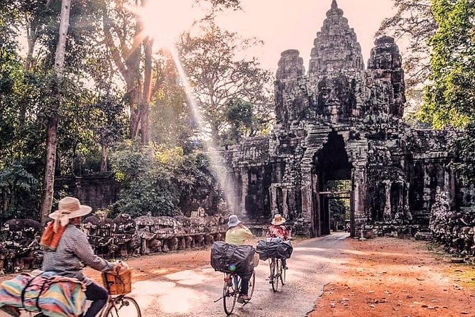 3-Day Tour(Unforgettable Angkor Temple Complex, Banteay Srei& Floating Village) - What your guide actually changes (Mr Lion’s photo advice matters)