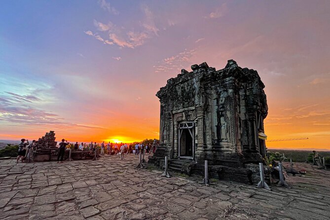 3-Days Discovery Of Angkor: Waterfalls,Floating Village and Banteay Srei temple - Banteay Srei: Small Temple, Big Detail