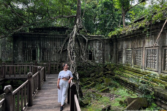 4-Day Excursion of Angkor, Koh Ker, Beng Mealea, Tonle Sap and Waterfalls - Day 2: Angkor Thom’s key temples, then Angkor Wat and Phnom Bakheng sunset