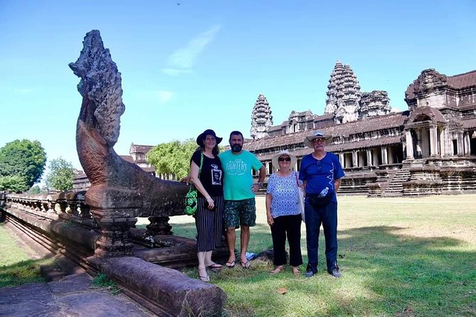 Angkor 2-Day Sunset & Sunrise Small-Group Tour - Day 2: Angkor Wat in the Dark, Then Angkor Thom’s Big City Mood