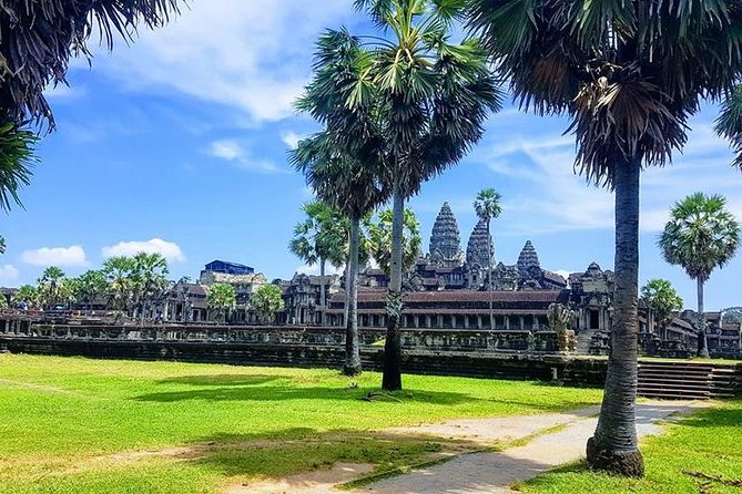 Angkor 2-Day Sunset & Sunrise Small-Group Tour - Guides, Drivers, and the Small-Group Pace That Makes Angkor Enjoyable