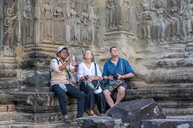 Angkor Adventure Vespa Tour / Tuk Tuk or Car - Stop 1: Angkor Wat in the Morning (How to Use Your Time)