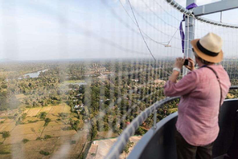 Angkor Balloon Sunrise or Sunset ride and Pick up/Drop off - How the tethered Angkor Balloon works (and why it feels so close)