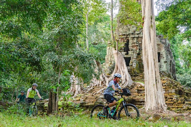 Angkor Bike & Gondola Ride at Twilight - Private Dragon Boat on the Moat: Calm After the Ride