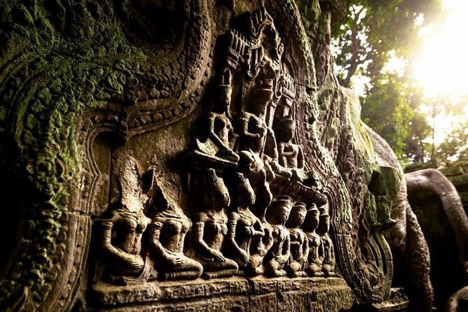 Angkor Sunrise Half-Day Tour with Private Vehicles & Tour Guide - Why Angkor Wat at sunrise is worth the alarm