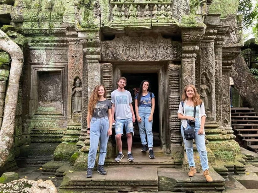 Angkor Sunrise or Sunset Tour (includes breakfast or lunch) - Bayon Temple stone faces: what makes Angkor Thom feel different