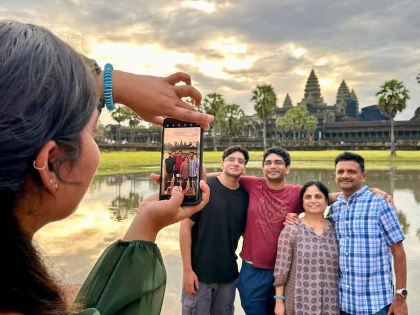 Angkor Sunrise or Sunset Tour (includes breakfast or lunch) - Angkor Wat sunrise: what to watch for in the carvings and light