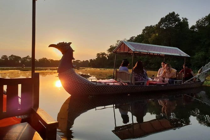 Angkor Sunset & Gondola Ride By Jeep - Jeeps, timing, and group size: what your afternoon schedule really looks like