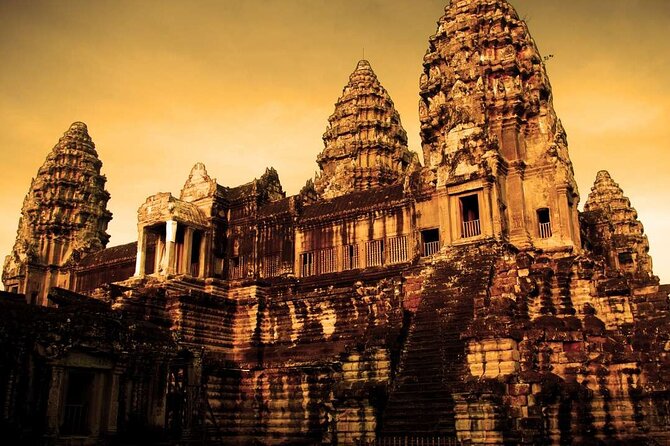 Angkor Thom Ta Prohm and Sunset in Angkor Wat Golden Hour Tour - Golden Hour Angkor Wat: Why This Schedule Feels Smarter