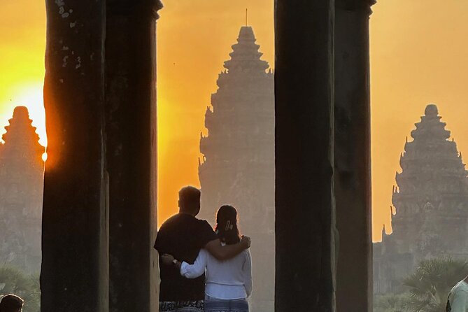 Angkor Wat 1-Day Tour by Private Car or Minivan - Sunrise or Sunset at Angkor: Choosing the Light Without Losing Your Mind