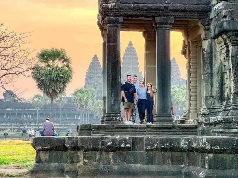 Angkor Wat 1 Day with Sunrise Combined tour with (Tuk Tuk) - Angkor Wat Sunrise, Then a Less-Rushed Temple Flow
