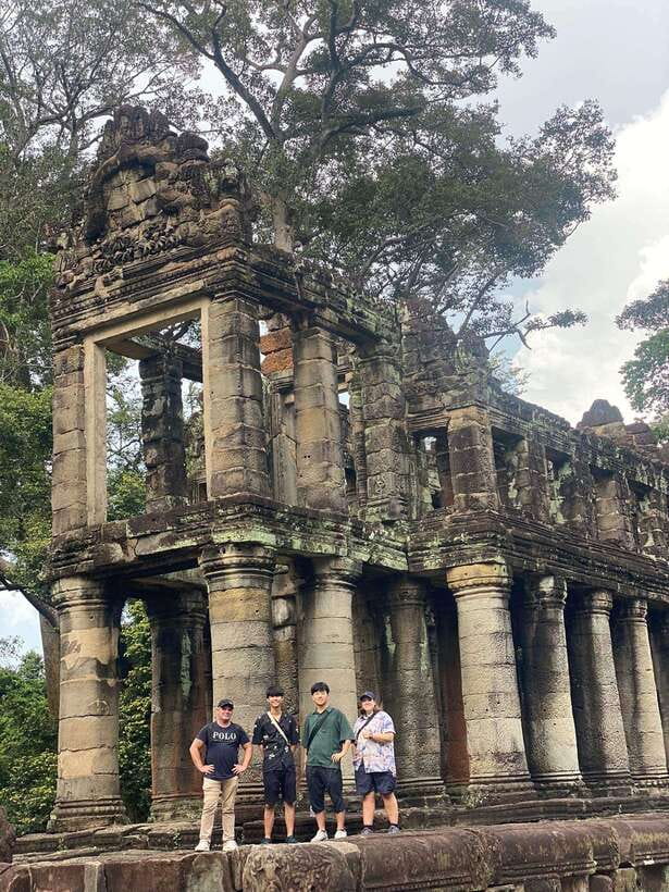Angkor Wat 2-Day complex Sun rise & Sun set with Guided Tour - Should you book this Angkor Wat sunrise and sunset tour?