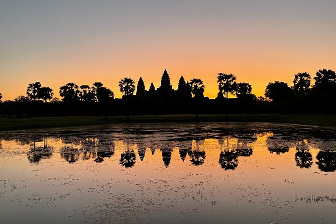 Angkor Wat 5-Day Guided Tour & Preah Vihear - Day 1: Angkor Thom South Gate to Bakheng sunset