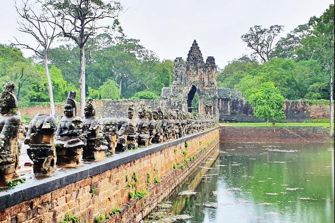 Angkor Wat and Small Circuit Temples by Private Transport - Ta Prohm: Jungle Trees, Maze Ruins, and the Lunch You Choose