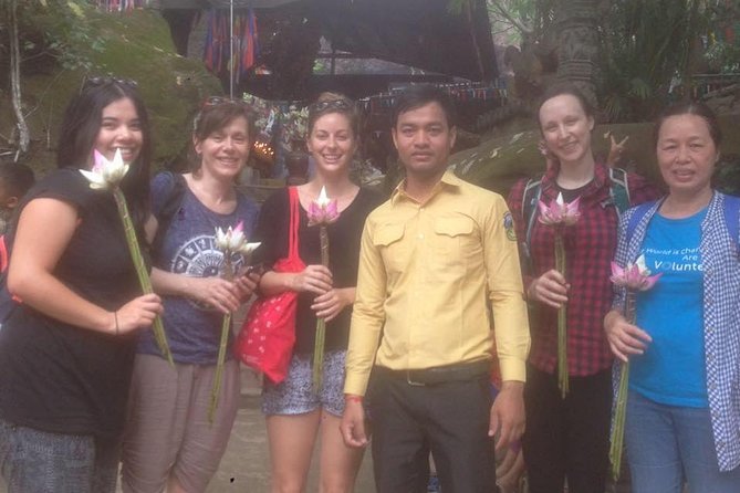 Angkor wat and Small group temples Full day tours - Angkor Thom and Bayon: King Jayavarman VII’s Big-City Moment