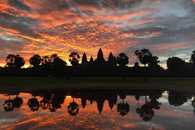 Angkor Wat & Banteay Srei 1-Day Tour - Key highlights worth knowing