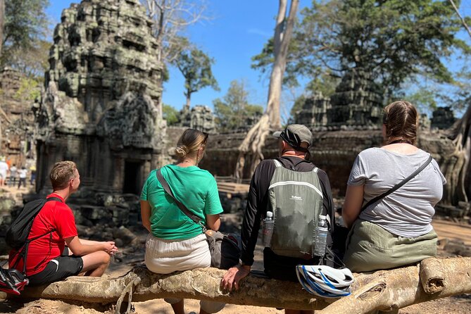 Angkor Wat Bike Tour with Lunch Included - Angkor Wat as your anchor point: arrive before the day gets complicated