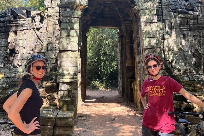 Angkor Wat Cycling Tour - Morning Logistics from Siem Reap Hotels