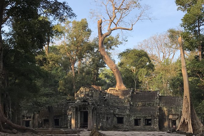 Angkor Wat & Floating Village 3-Day Private Tour - Practical Tips for Hot Temples and the Kbal Spean Trek