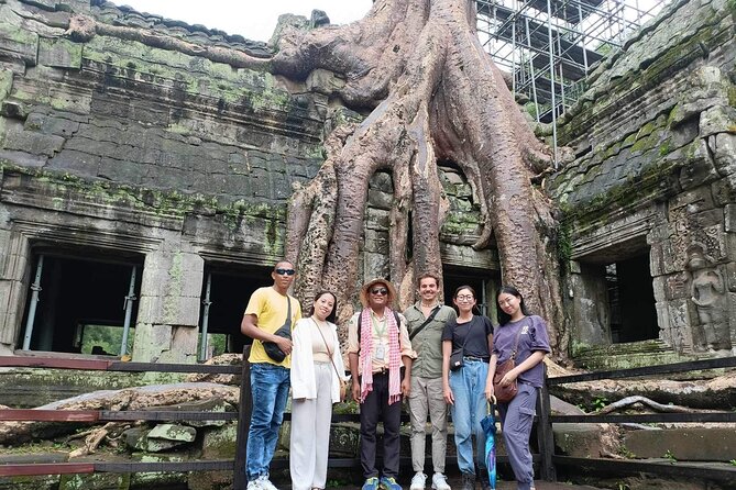 Angkor Wat full Day 'Small Group with sunset & Tour Guide - From Siem Reap to Angkor: why this day-trip format works