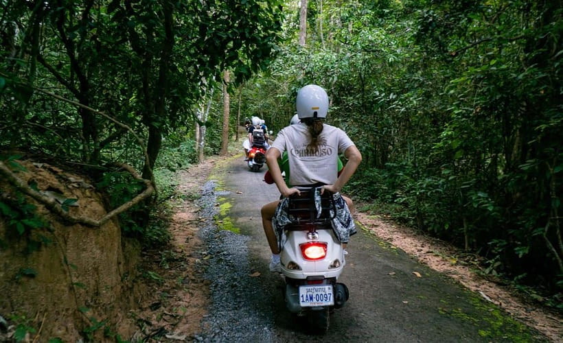 Angkor Wat: Guided Vespa Tour / Tuk Tuk or Car - Price and what you truly get for $29