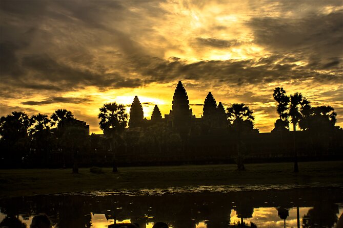 Angkor Wat Highlights and Sunrise Guided Tour from Siem Reap - Sunrise logic: why 4:30am changes everything