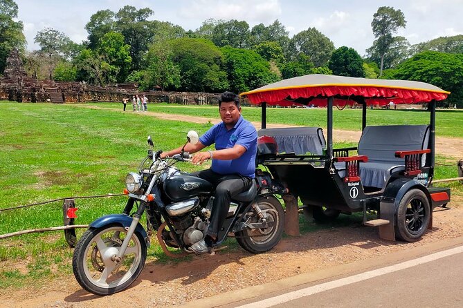 Angkor Wat Private Tour by Tuk-Tuk with English Speaking Driver - Angkor Thom South Gate: Big City Energy in 30 Minutes