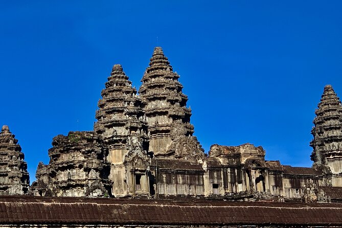 Angkor Wat Small Circuit & Sunset Tour - Stop 5: Angkor Thom via Victory Gate, Plus a Bunch of Compounds