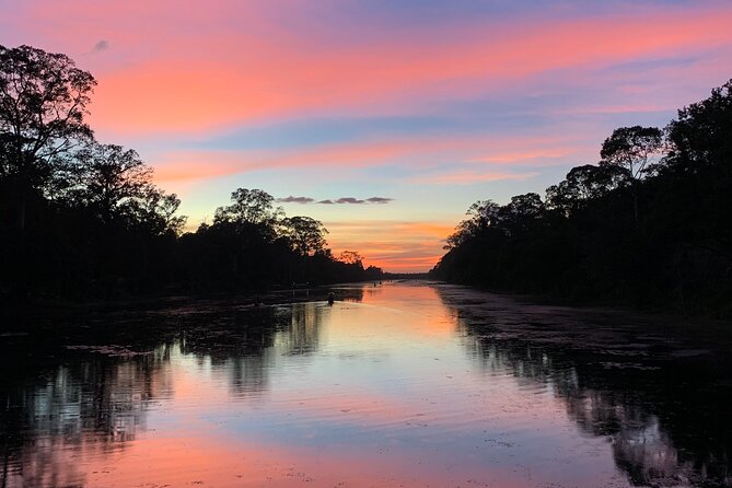 Angkor Wat Small Circuit & Sunset Tour - Getting Around: AC Comfort, Pickup, and a Real-Day Schedule
