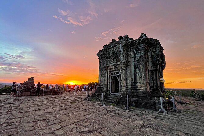 Angkor Wat Small Group Tour and Sunset with Lunch Included - Door-to-door pickup plus a small-group limit you’ll feel
