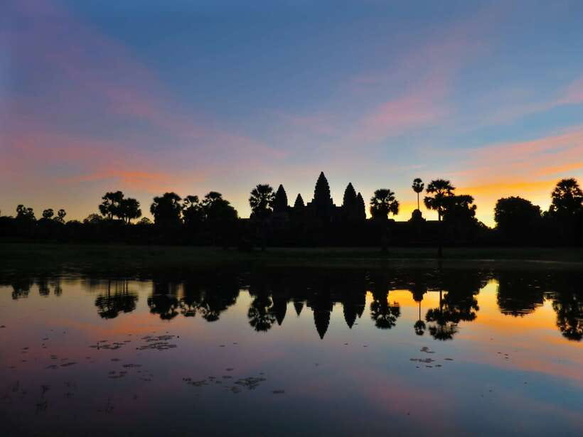 Angkor Wat: Sunrise 2.5 Days Temples & Tonle Sap-Small Group - The big picture: what you’re really buying