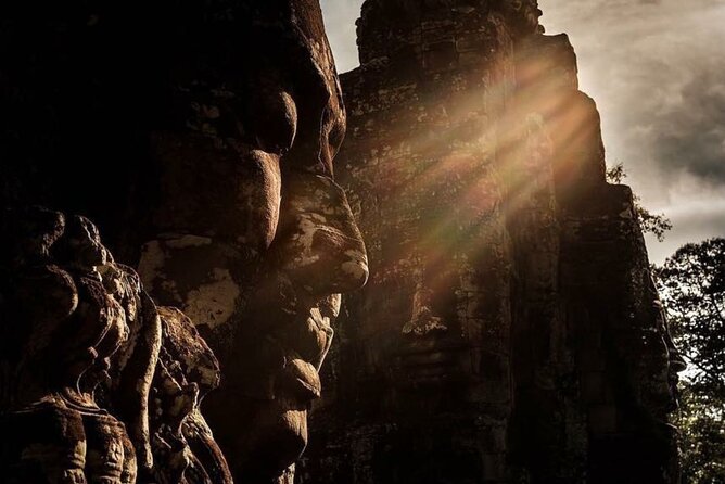 Angkor Wat Sunrise & 3 Main Temples with Breakfast – Small Group - Guide quality matters here, and the names keep showing up