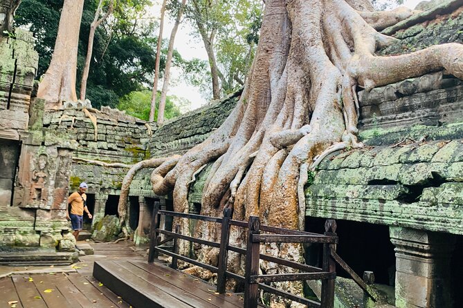 Angkor Wat Sunrise and Angkor Thom Sunset Tour - Afternoon Angkor Thom: The Real Capital Feeling