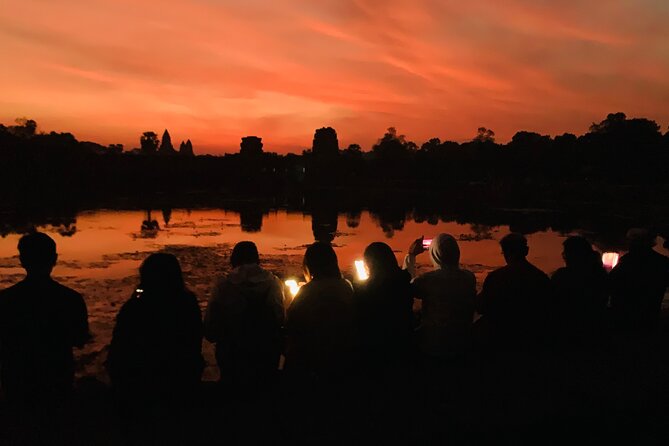 Angkor Wat Sunrise and Angkor Thom Sunset Tour - Morning Temple Route: Angkor Wat, Ta Prohm, and Banteay Kdei