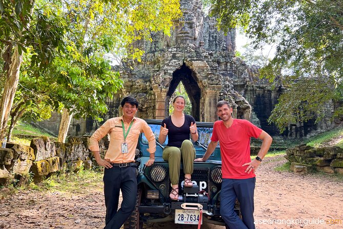Angkor Wat Sunrise and Market Tour by Jeep - Stop 1: Angkor Wat sunrise photos, then a focused start